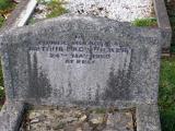 image of grave number 692514